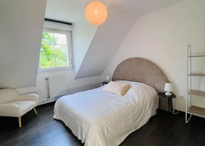 Baccara Villa *